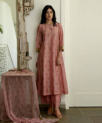 Salmon & Cinnamon Kurta Set 1