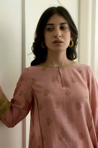 Salmon & Cinnamon Kurta Set