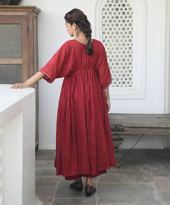 Barn Red kaftan set 5