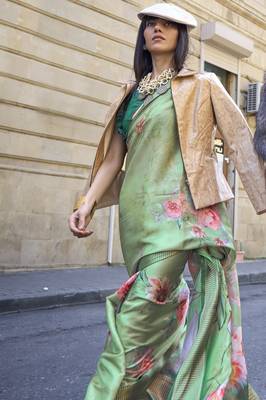 Green Printed Organza Saree With Blouse 3