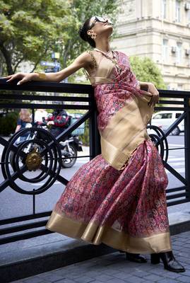 Multicolor Printed Organza Saree With Blouse 2