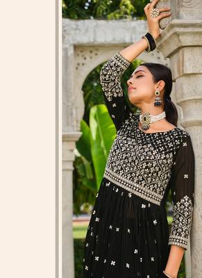 Black Colour Heavy Embroidered Ethnic Palazzo Dress For Party 2