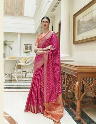 Pink Traditional Indian thread Weaving Patola Silk bland Saree With Boluse  2