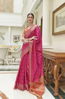 Pink Traditional Indian thread Weaving Patola Silk bland Saree With Boluse 