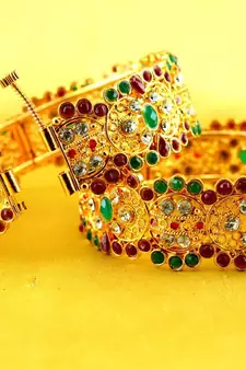bangle  stone cz ad polki kundun meenakari pearl moti  gold silver platted  with skrew system size-2.8