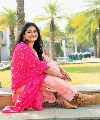 Baby Pink Silk Suit Set 4