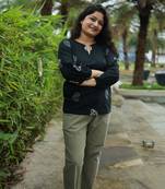 Black Peacock Classic Top