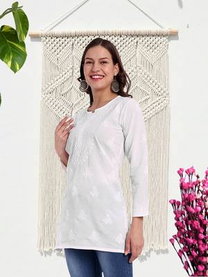 Hand Embroidered White Cotton Lucknowi Chikankari Indian Women Straight Short Kurti 2