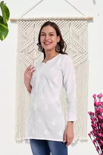Hand Embroidered White Cotton Lucknowi Chikankari Indian Women Straight Short Kurti