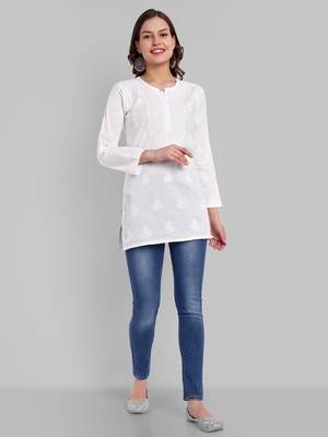Hand Embroidered White Cotton Lucknowi Chikankari Indian Women Straight Short Kurti 1
