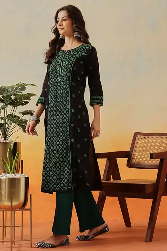 Hand Embroidered Black & Green Cotton Lucknow Chikankari Indian Women Straight Kurta