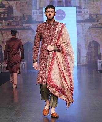 Maroon Coloured Sherwani With Olive Green Coloured Plazo Pants And Matching Stole 2