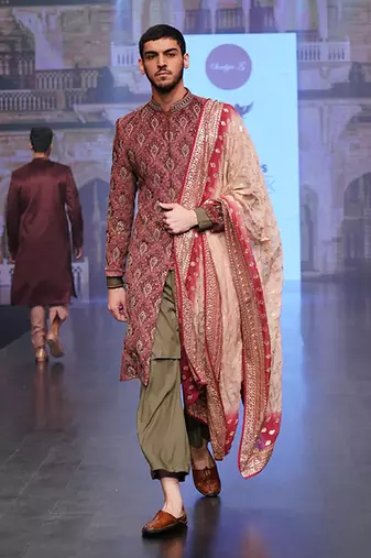 Maroon Coloured Sherwani With Olive Green Coloured Plazo Pants And Matching Stole