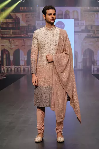 Ombre Shaded Sherwani With Peach Lucknowi Stole