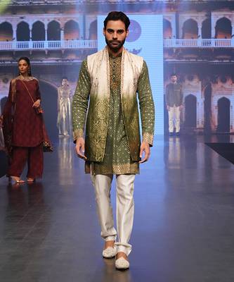 Ombre Shaded White To Green Long Kurta Jacket Set 4