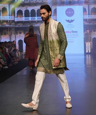 Ombre Shaded White To Green Long Kurta Jacket Set 5