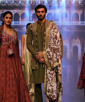 Olive Coloured Kurta Jacket Set With Printed Stole 2