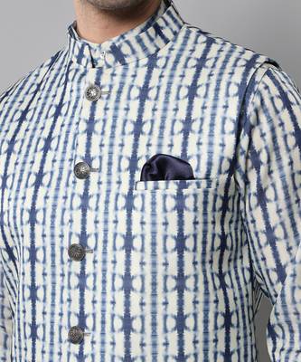 Wrinkle free White and blue tie dye kurta jacket set 4