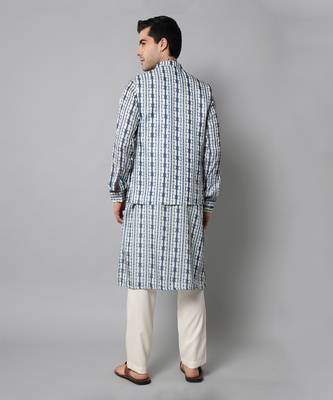 Wrinkle free White and blue tie dye kurta jacket set 5