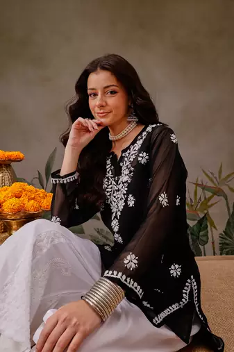 Hand Embroidered Black Georgette Lucknowi Chikankari Indian Women Straight Kurti With Slip