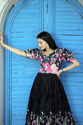 Black floral print art silk salwar 3