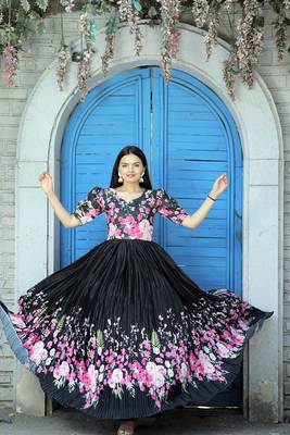 Black floral print art silk salwar 5