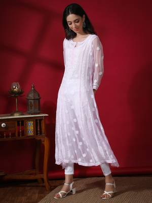 Hand Embroidered Pink Georgette Anarkali  4