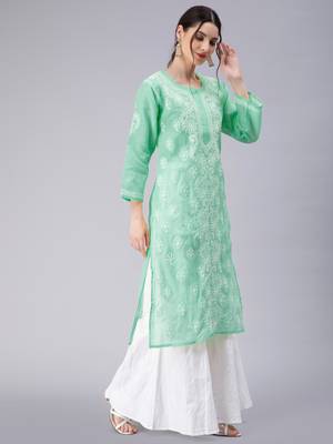 Green embroidered cotton chikankari-kurtis 3