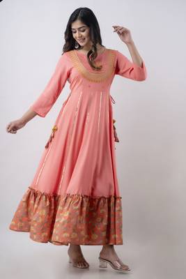Women's Embroidered Anarkali kurta in Peach 3