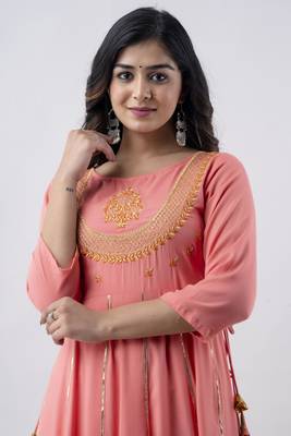 Women's Embroidered Anarkali kurta in Peach 5