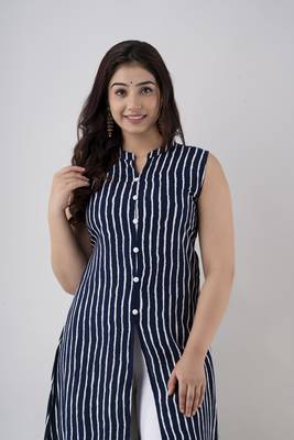 Women's Stripe Print Frontslit Kurti in Blue 5