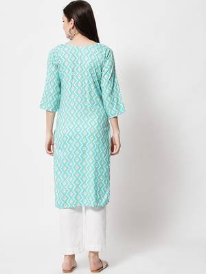 Women's Zig-Zag Print Straight Kurti in Light Green 4