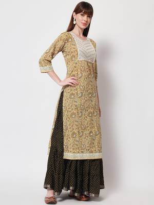 Women Embroidered Printed Straight Kurta in Light Yellow 3