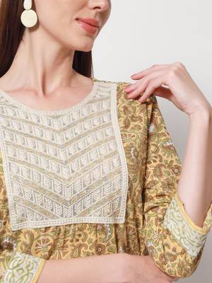 Women Embroidered Printed Straight Kurta in Light Yellow 5
