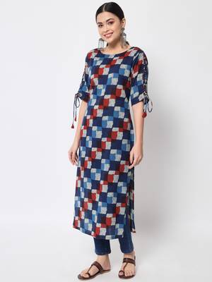 Women Cotton Printed Straight Kurta in Multicolor 2