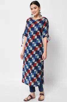 Women Cotton Printed Straight Kurta in Multicolor