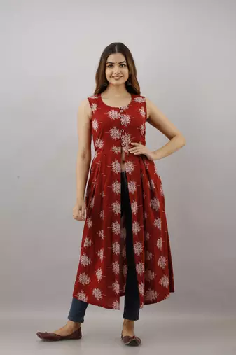 Women's Rayon Printed Frontslit Kurta in Maroon