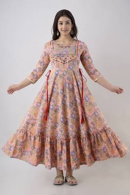 Women's Embroidered Anarkali kurta in Pink 1