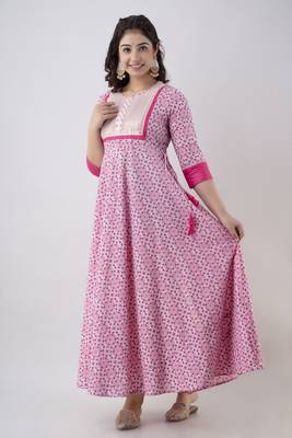 ftDiva Women's Embroidered Anarkali kurta in Pink 2