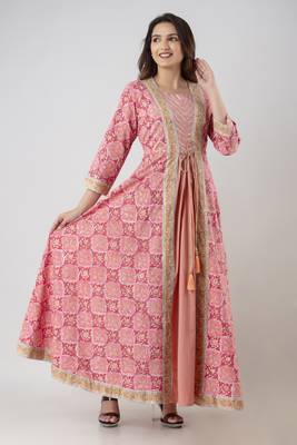 ftDiva Women's Rayon Printed Anarkali kurta in Pink 1