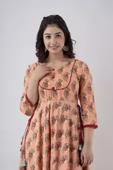 Women's Printed Anarkali kurta in Peach
