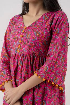 ftDiva Women's Cotton Floral Print Tunic in Dark Pink 5