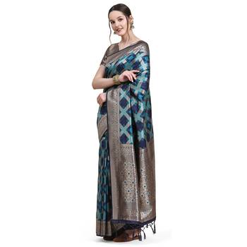 Blue Plain Silk Blend Saree With Blouse 2