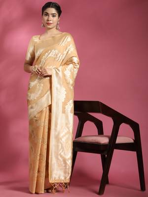Peach Plain Cotton Saree With Blouse 4