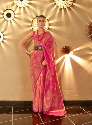 Pink Woven silk blend Saree With Blouse 1