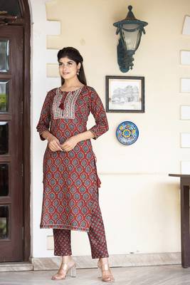 Red printed cotton long-kurtis 4
