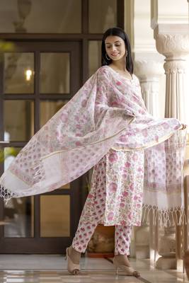 Pink embroidered cotton long-kurtis 3