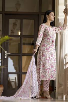 Pink embroidered cotton long-kurtis 4