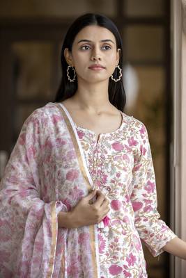 Pink embroidered cotton long-kurtis 5
