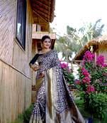  Navyblue Silk Blend Sarees With Blouse